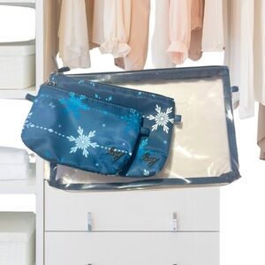 Lug Blue & White Snowflake Women's Amenity Cosmetic Bag Set